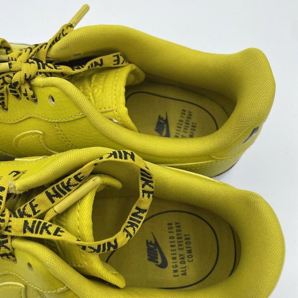 NIKE Women's Air Force 1 Low SE Premium OVERBRANDING in BRIGHT CITRON sz  9-VGUC - Picture 8 of 15